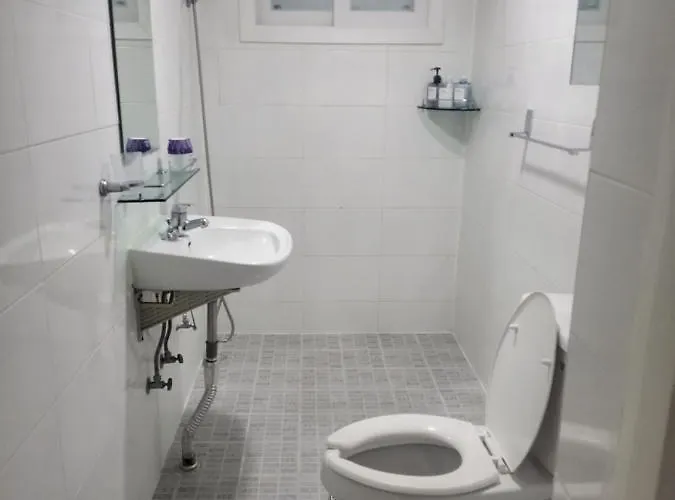 Newly Renovated 2 Bedroom #7 Apartment Seoul